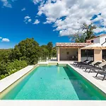 Grazia - With Heated Salt Water Pool Villa *