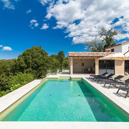 Grazia - With Heated Salt Water Pool Villa *