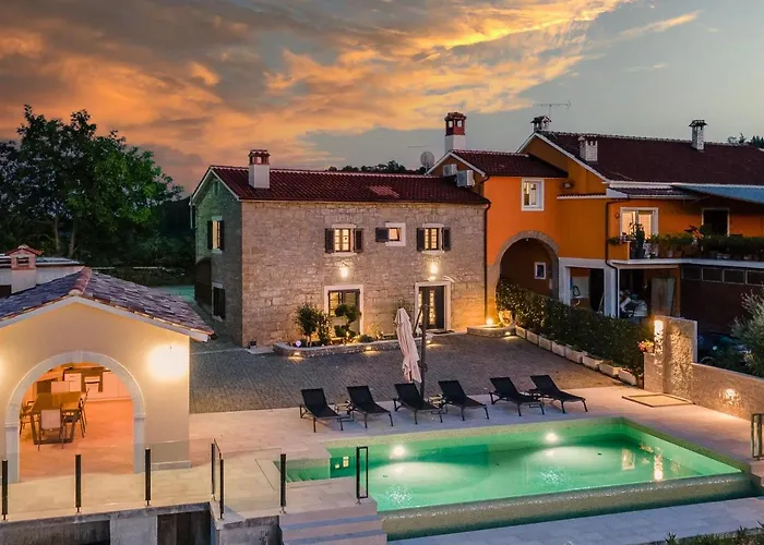 Grazia - With Heated Salt Water Pool *